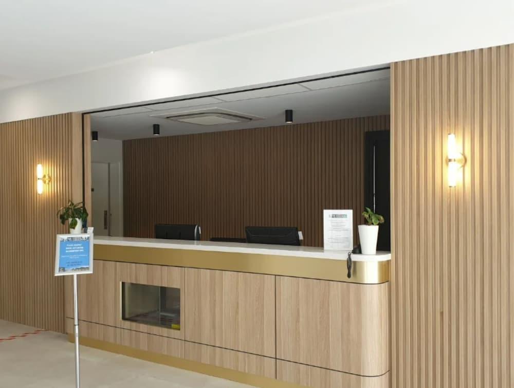 Comfort Inn Regal Park Adelaide Exteriör bild