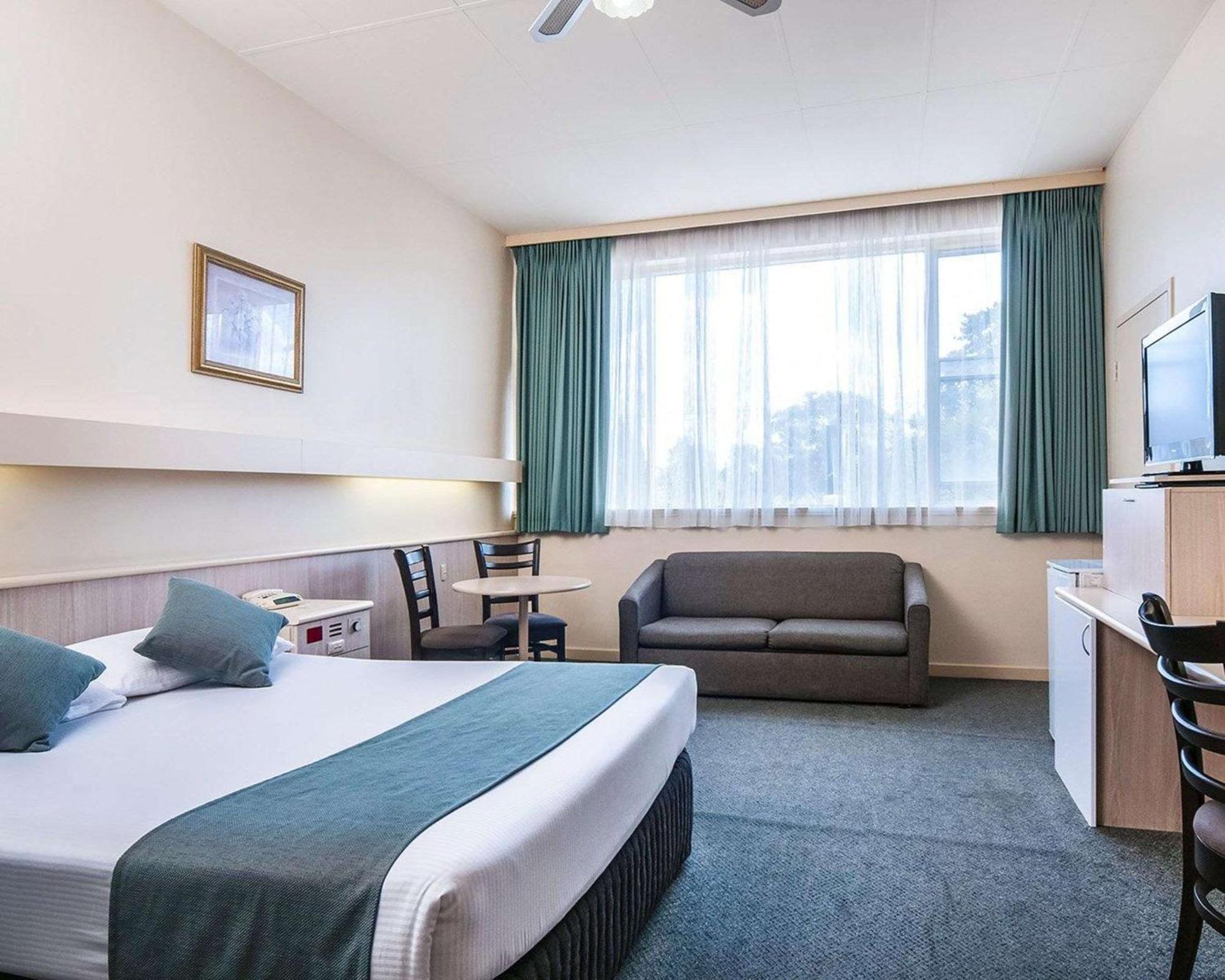 Comfort Inn Regal Park Adelaide Exteriör bild