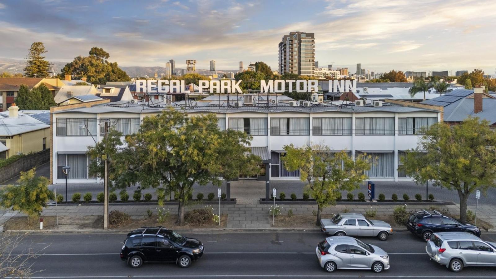 Comfort Inn Regal Park Adelaide Exteriör bild