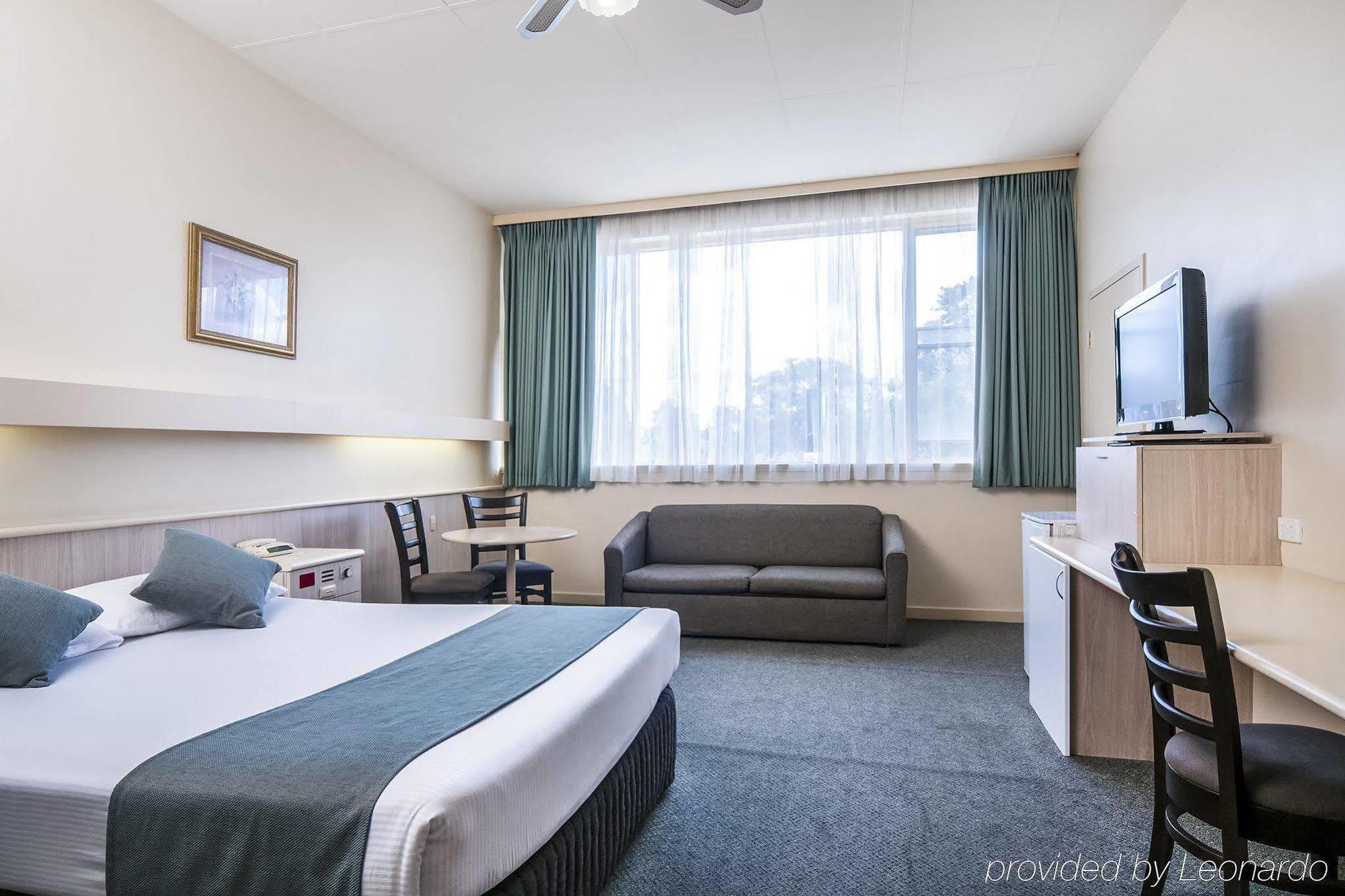 Comfort Inn Regal Park Adelaide Exteriör bild